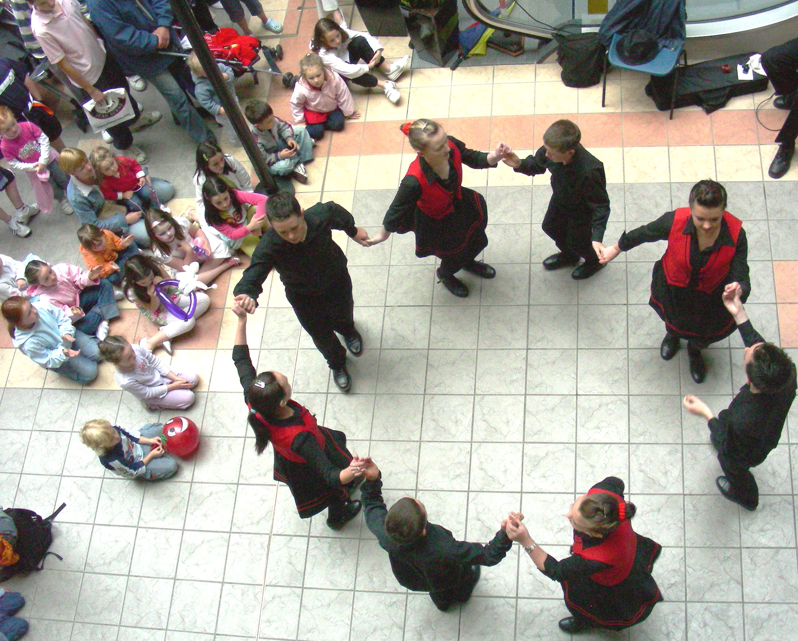 spraoi chairrai dancers 1